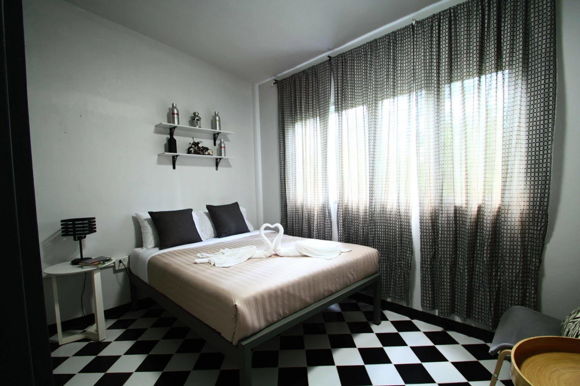Pattaya Norndee Bed and Breakfast Buitenkant foto