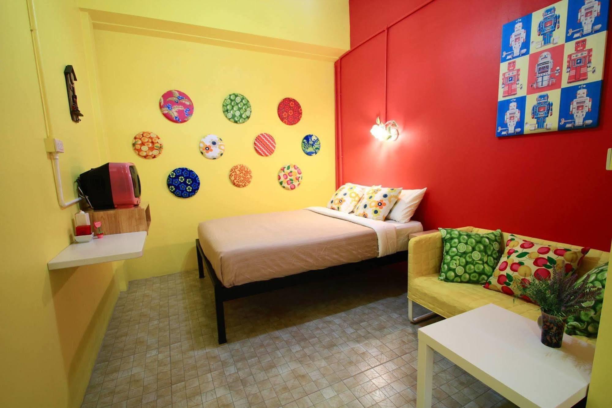 Pattaya Norndee Bed and Breakfast Buitenkant foto